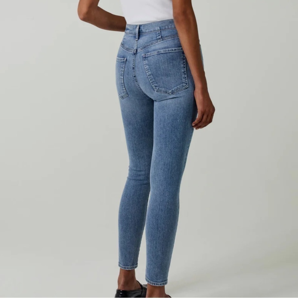 Citizens Of Humanity- Medium Wash Denim Skinny Jeans